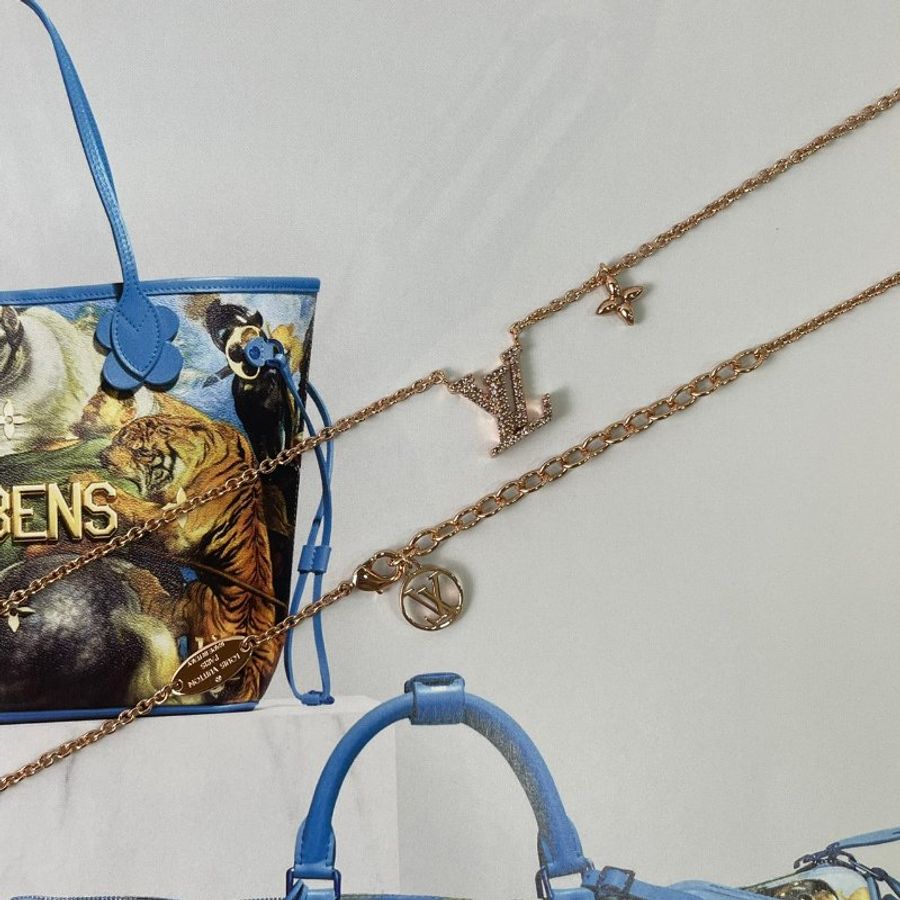 LV M00985 Iconic Blush水鑽玫瑰金墜飾項鍊-3
