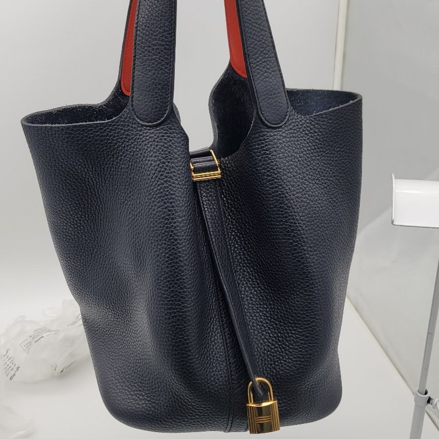 【Hermes 愛馬仕】Picotin Lock GM 26cm 牛皮深藍金扣鎖頭桶包 (菜籃子)-2