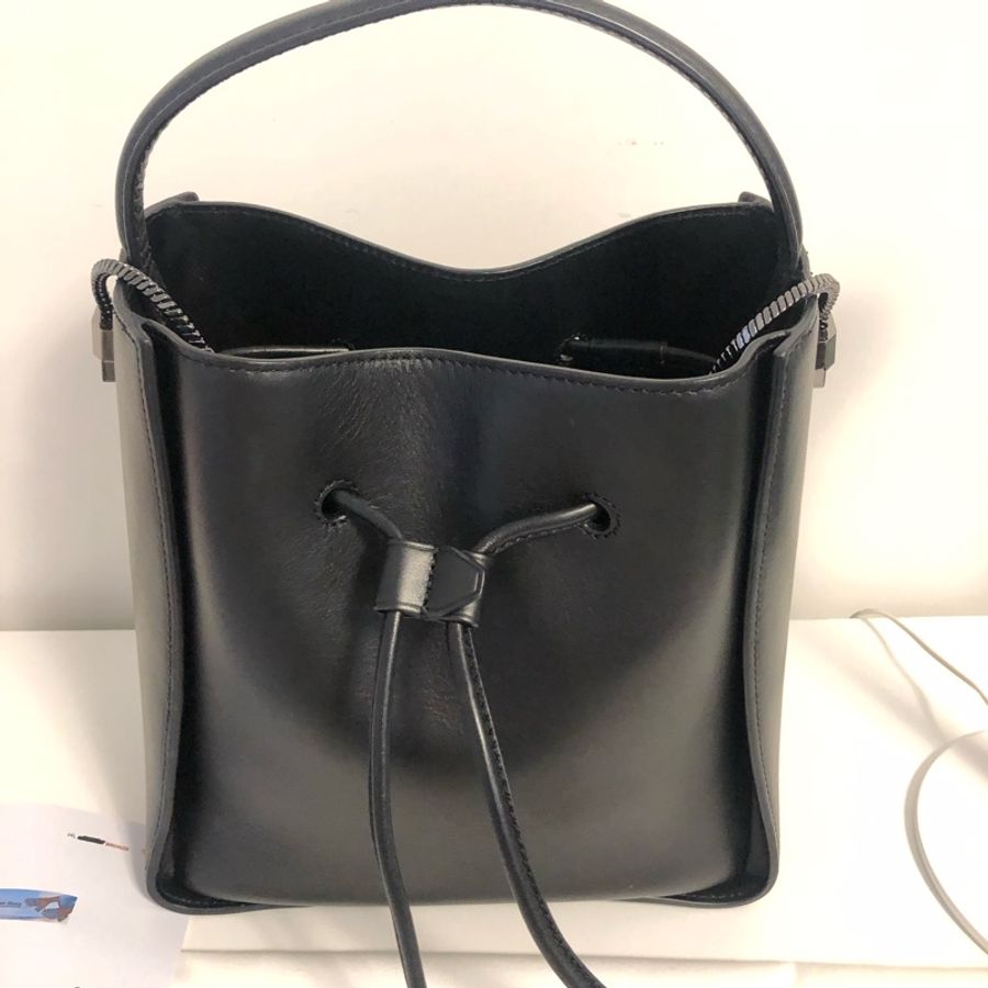 3.1 Phillip Lim (Soleil small bucket bag)-3