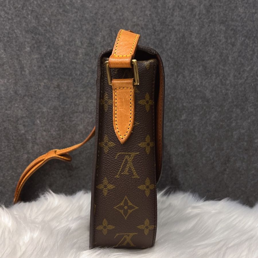 Louis Vuitton LV 老花字紋 VINTAGE 牛鼻斜背包/肩背包-7