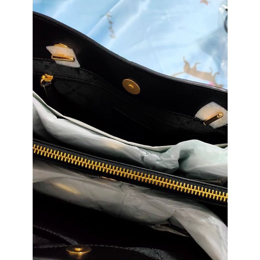 【閒置包賠本出清】 Michael kors MK荔枝紋牛皮肩背包-黑色【梅西百貨購入、現貨、全新品】-1