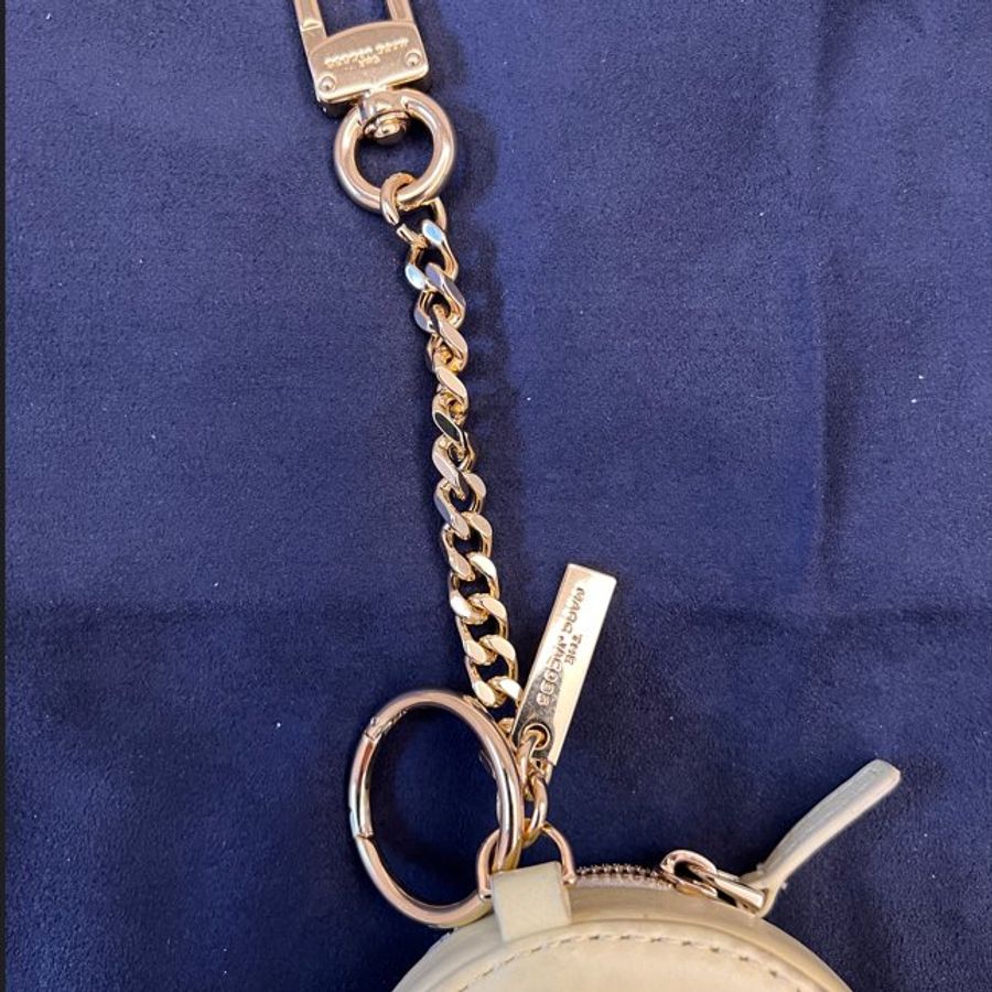 二手正櫃真品MARC JACOBS 燙金字母牛皮皮鑰匙零錢(黃色)-1