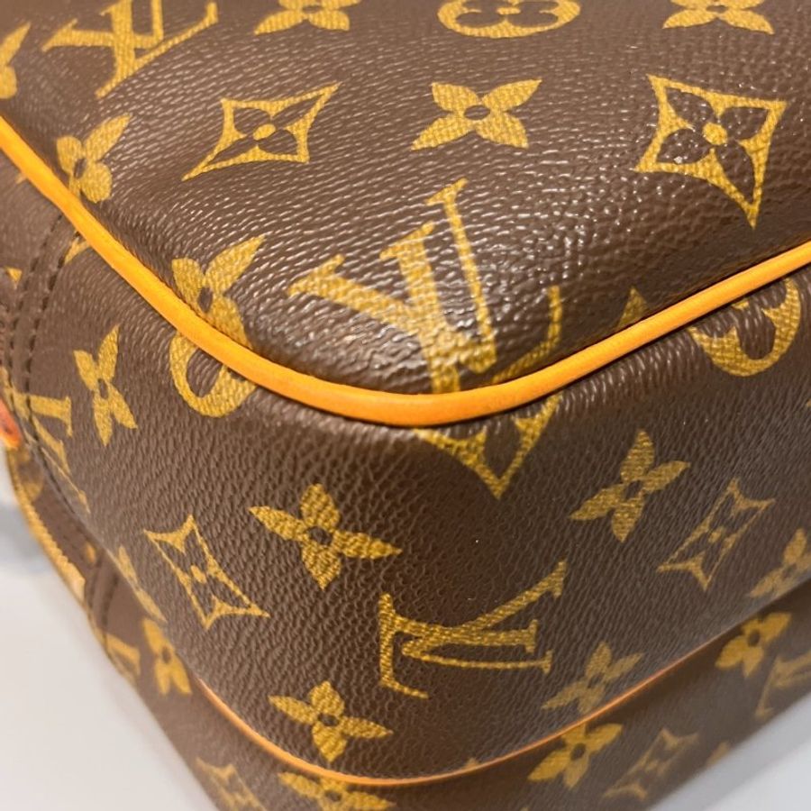 Louis Vuitton LV 老花字紋 小記者包/斜背包/肩背包/男包-4