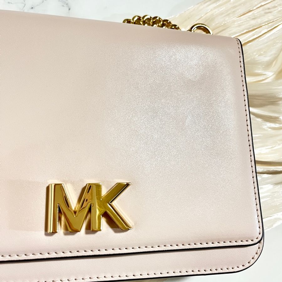 Mk 氣質粉旋轉扣3用鏈帶包-1