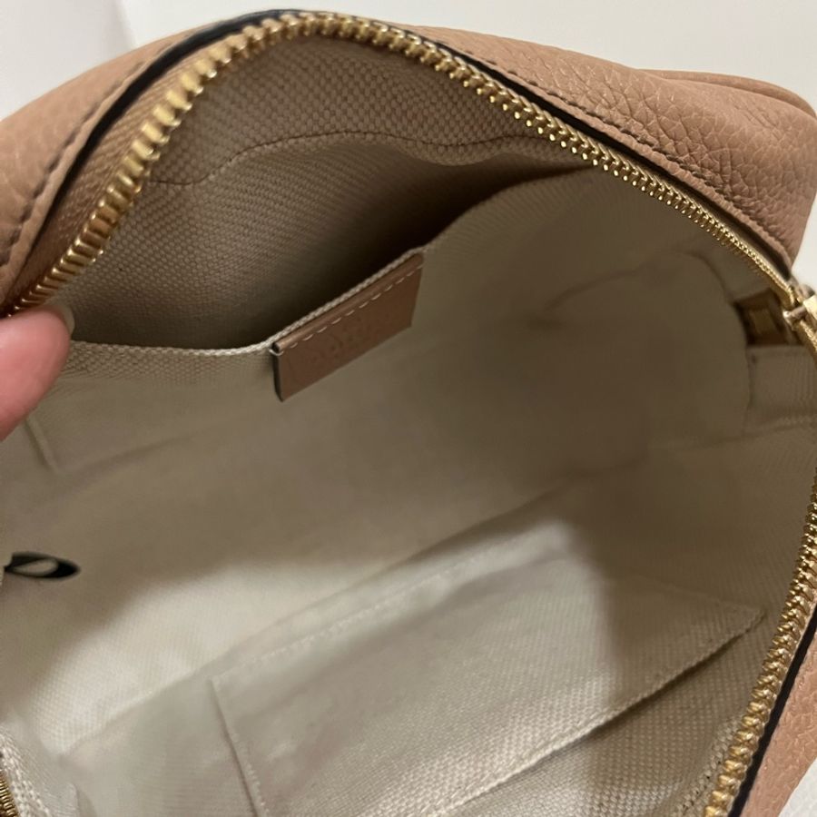 Gucci Soho 焦糖色流蘇相機/斜背包-14