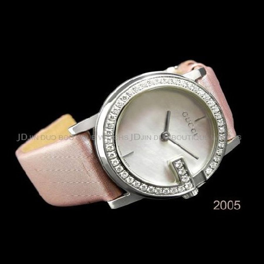 金鐸精品~2005 GUCCI 古馳 101L G字鑽圈珍珠母貝面盤石英女用鑽錶-1