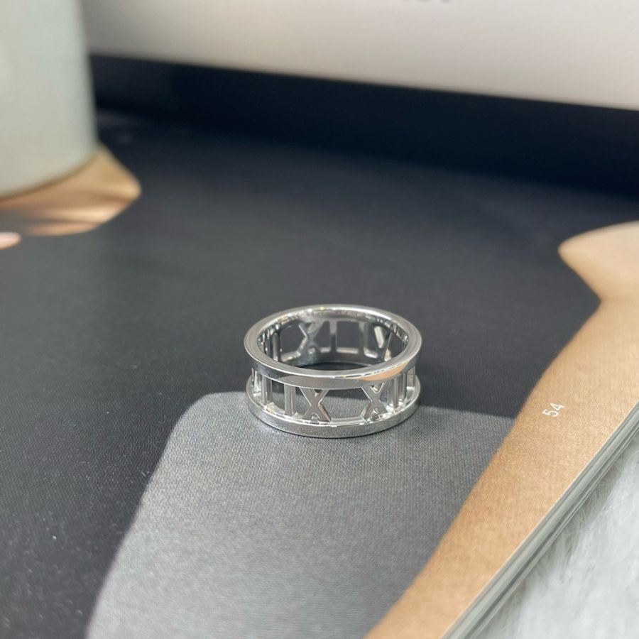 Tiffany & Co. 18白k金 Atlas系列鏤空羅馬數字戒指-2