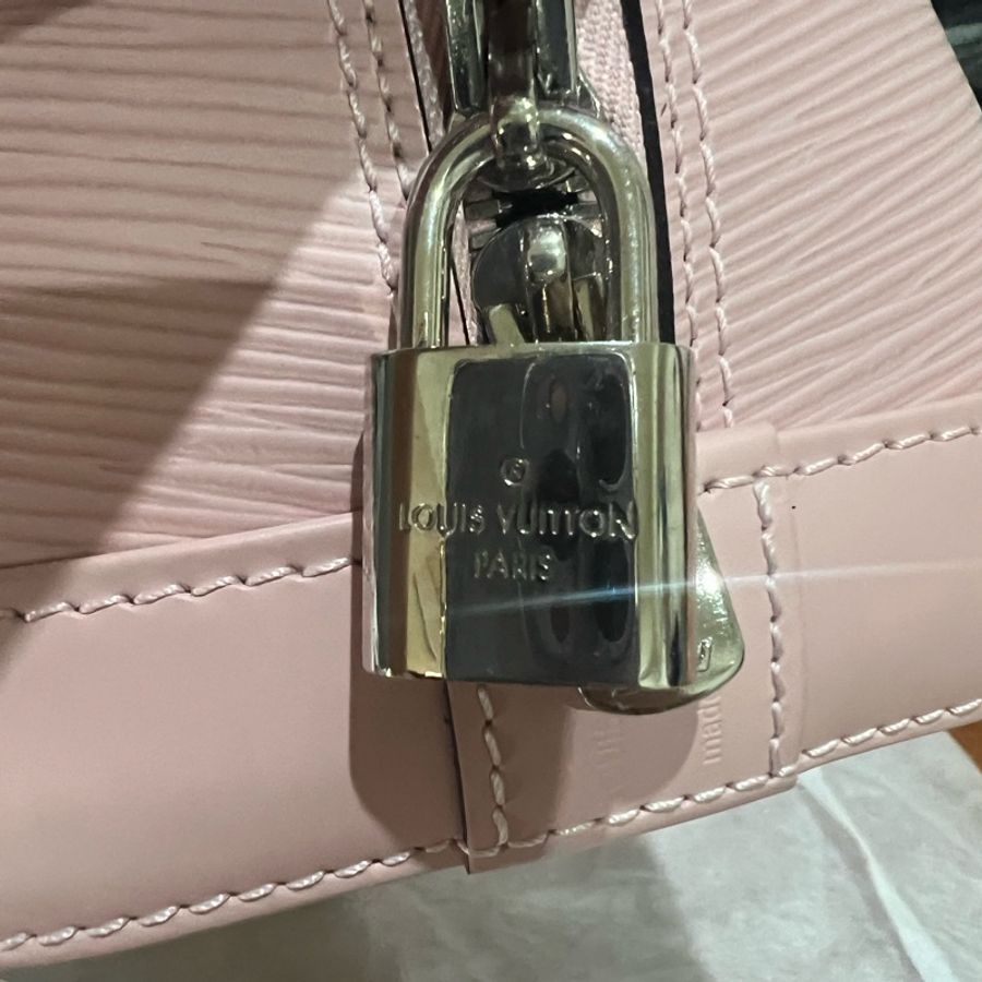 LV Alma PM 芭蕾粉-4