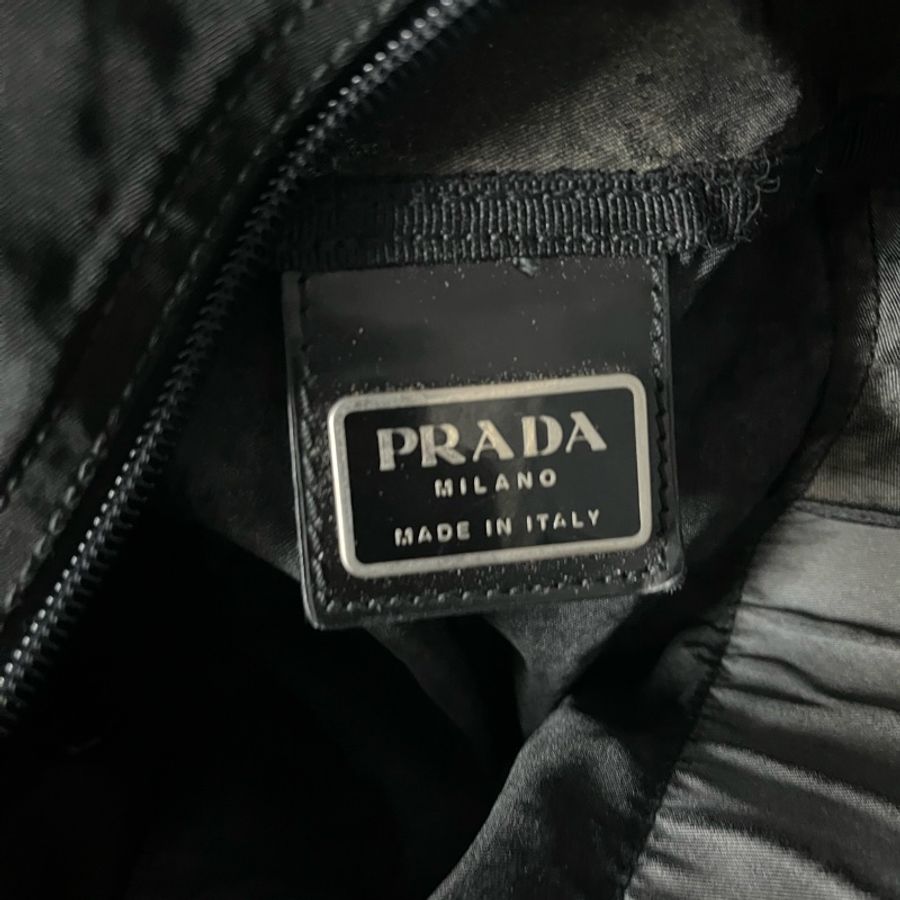 Prada大容量旅行袋-12