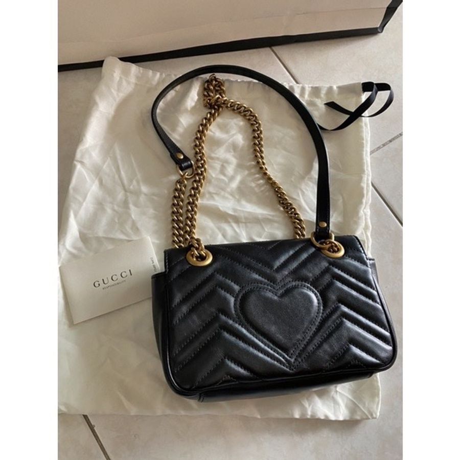 Gucci Marmont Mini 掀蓋式皮革鍊包 黑色-5