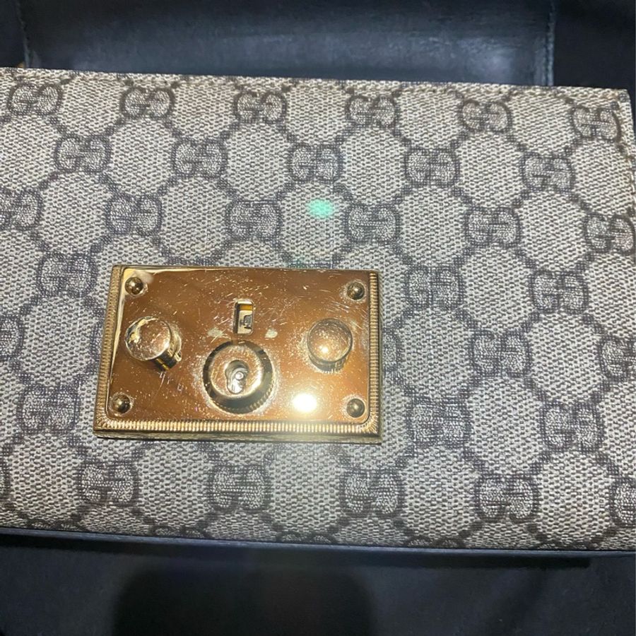 Gucci鎖頭金鍊側背包-17