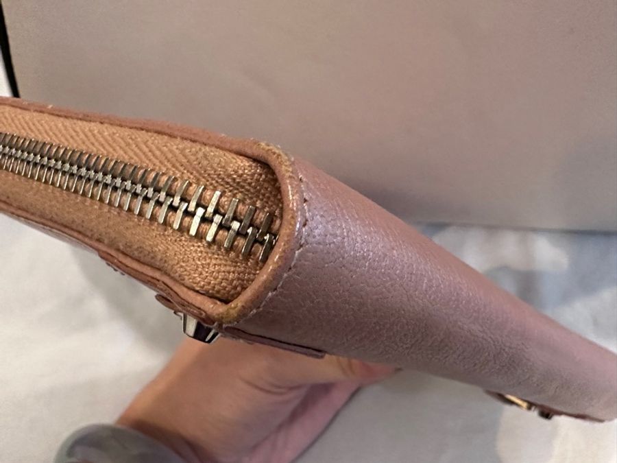 Balenciaga 巴黎世家 經典款金屬粉小牛皮拉鍊長夾-10