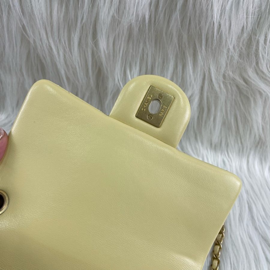 Chanel AS1786 小雞黃 奶油黃小羊皮金球方胖子Coco 17-14