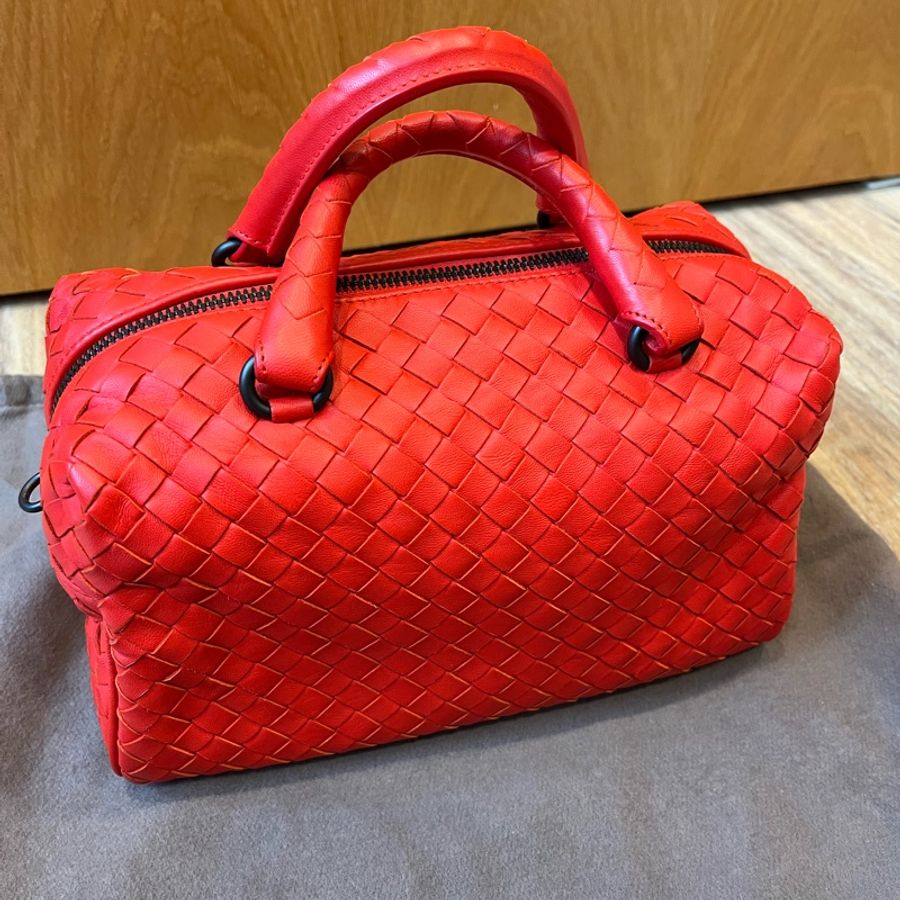 Bottega Veneta 小號提把肩背包 超美的番茄紅-1