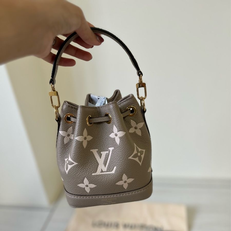 ［週末限時降價］LV 迷你水桶包 Nano Noe  斑鳩灰 奶茶灰 壓紋牛皮-0