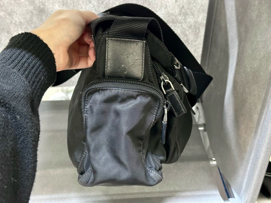 #Prada #尼龍 #郵差包 ❗️大降價❗️#率性 #帥氣 ☑️男生可以背 ☑️女生可以背 ☑️已送鑑定-9