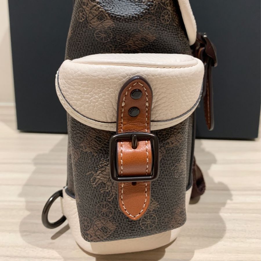 coach hitch 13系列 側背包 後背包 男生 馬車 專櫃款 含運費-5