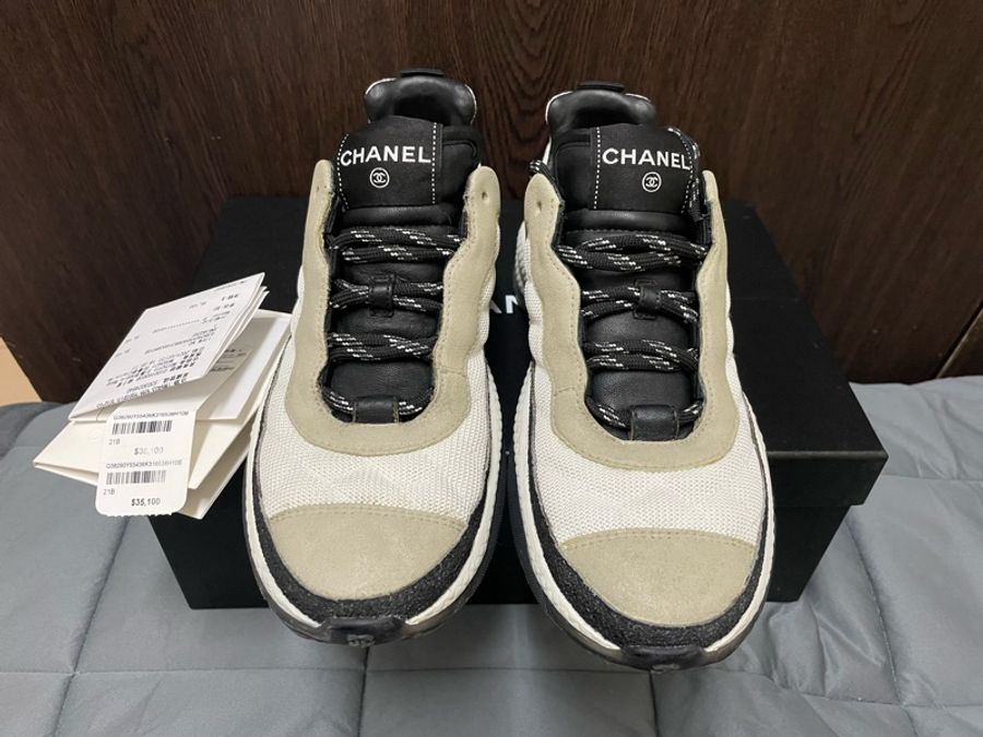 chanel 麂皮拼接黑白運動休閒球鞋 熊貓鞋-0