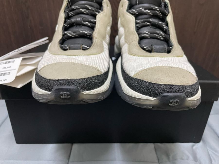 chanel 麂皮拼接黑白運動休閒球鞋 熊貓鞋-1