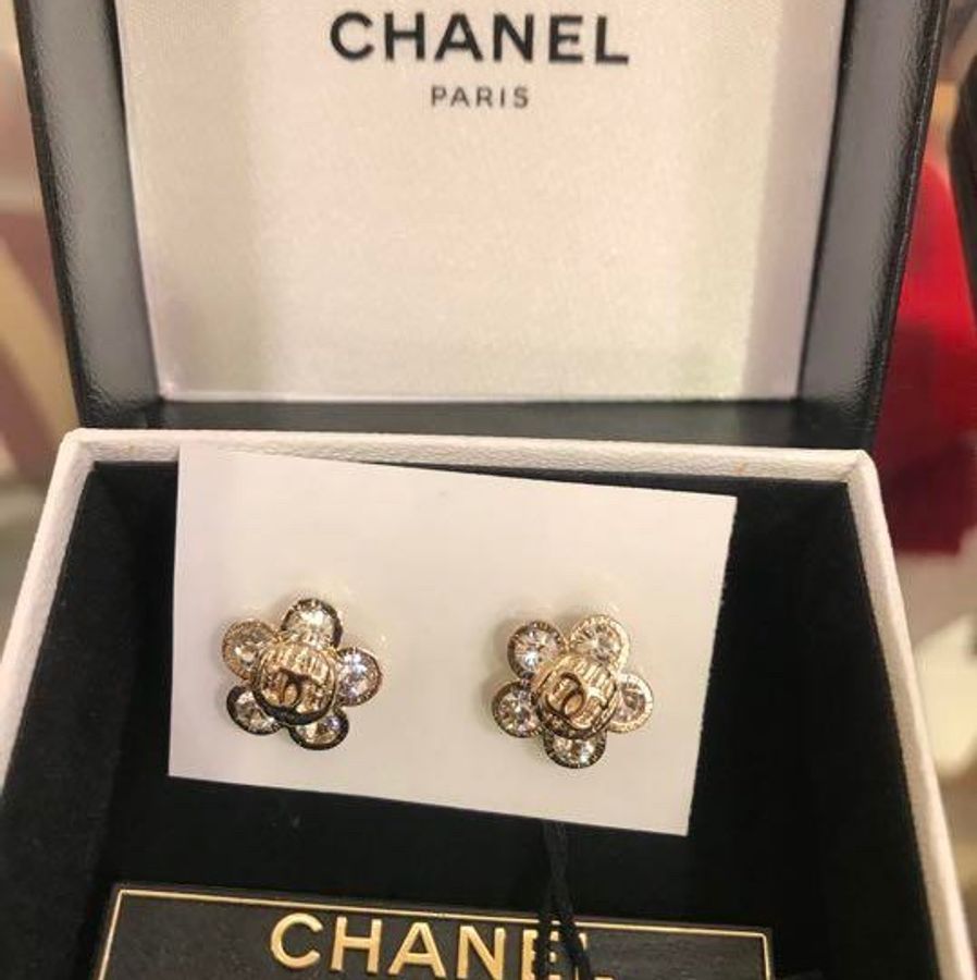 Chanel vintage香奈兒復古超美花朵梅花銀色水鑽標誌耳針 耳釘-0