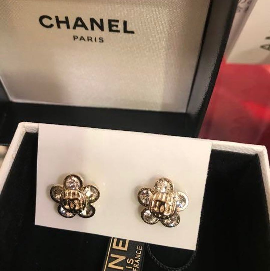 Chanel vintage香奈兒復古超美花朵梅花銀色水鑽標誌耳針 耳釘-4
