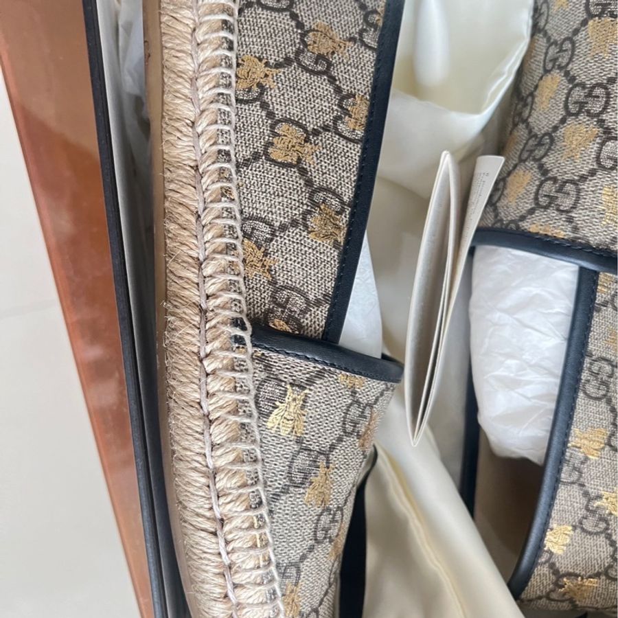 GUCCi 小蜜蜂 草編 平底鞋 23.5-2