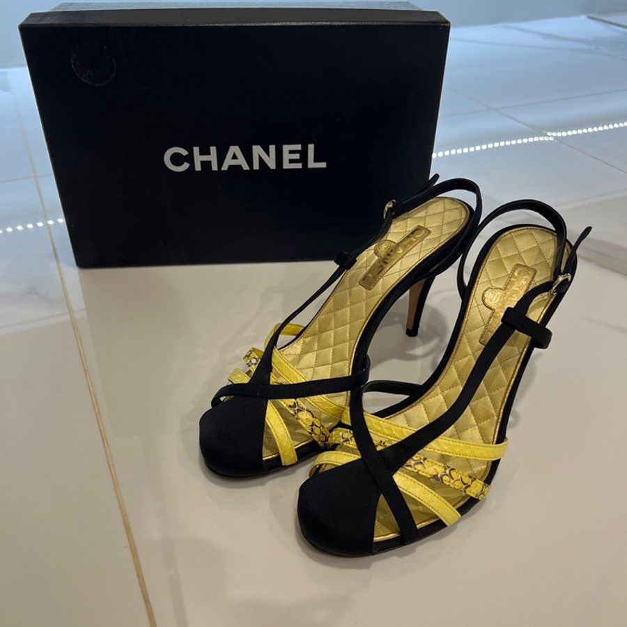 全新Chanel香奈兒38號高跟涼鞋-1