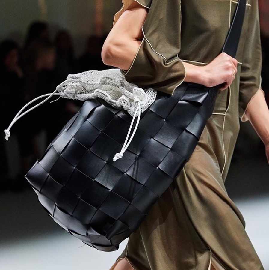 BOTTEGA VENETA Tote Bag 大方格編織包-10