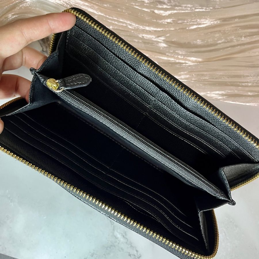 Coach老花拉鍊防刮皮長夾-6