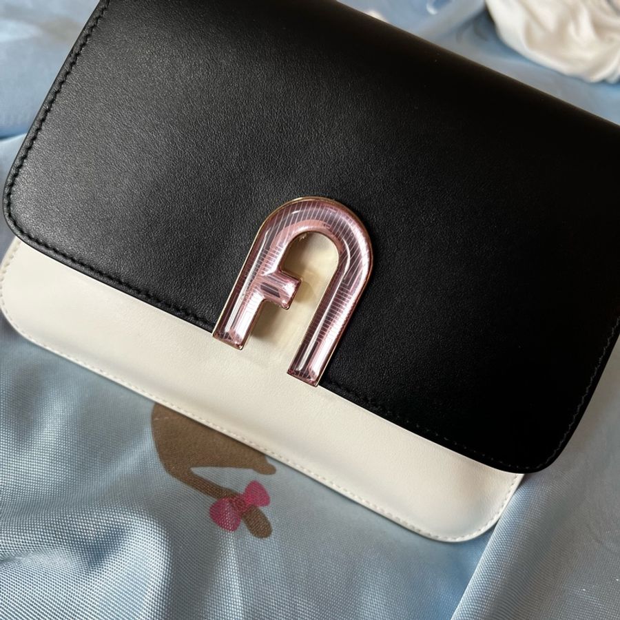 本人爆炸美的!Furla Gemma mimi 翻蓋側背包-全新正品現貨-FURLA官網購入-5