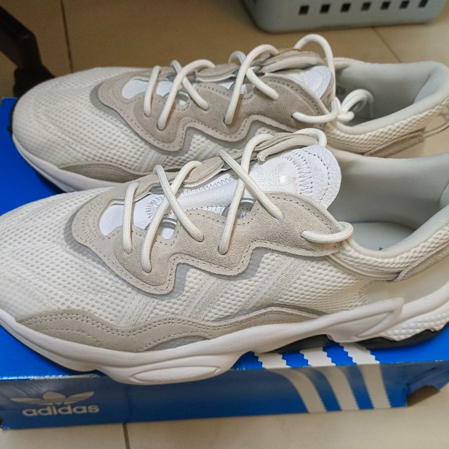《全新》 《附鞋盒》男鞋 Adidas Originals OZWEEGO 休閒鞋 慢跑鞋 10號 白-2