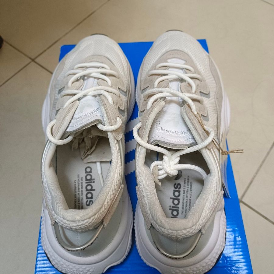 《全新》 《附鞋盒》男鞋 Adidas Originals OZWEEGO 休閒鞋 慢跑鞋 10號 白-3