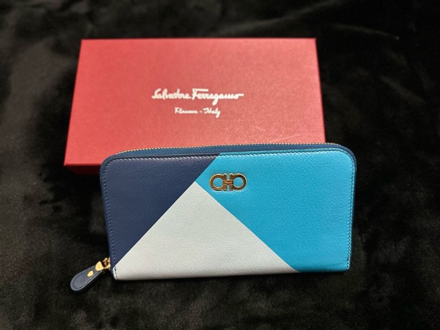 Salvatore Ferragamo 深淺藍拼接 8卡 長假-0