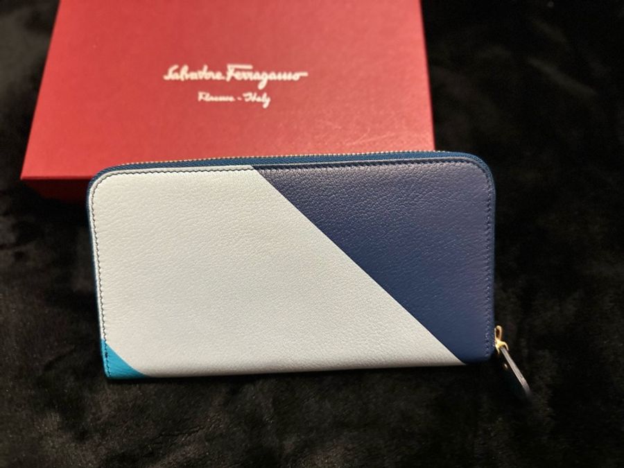 Salvatore Ferragamo 深淺藍拼接 8卡 長假-6