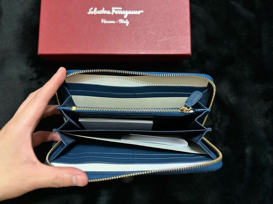 Salvatore Ferragamo 深淺藍拼接 8卡 長假-9