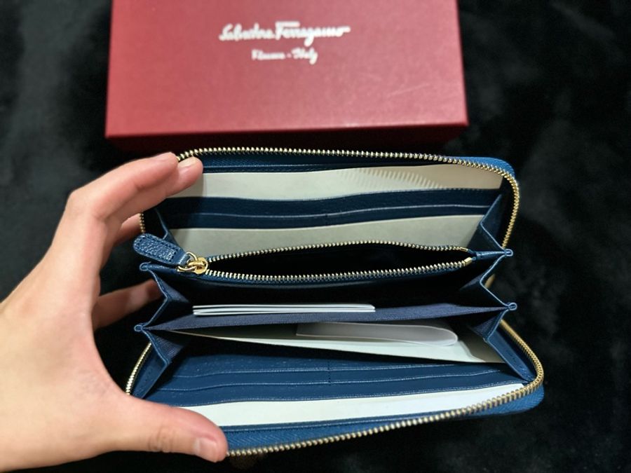 Salvatore Ferragamo 深淺藍拼接 8卡 長假-12
