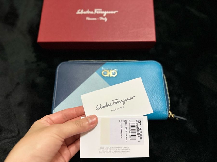 Salvatore Ferragamo 深淺藍拼接 8卡 長假-13