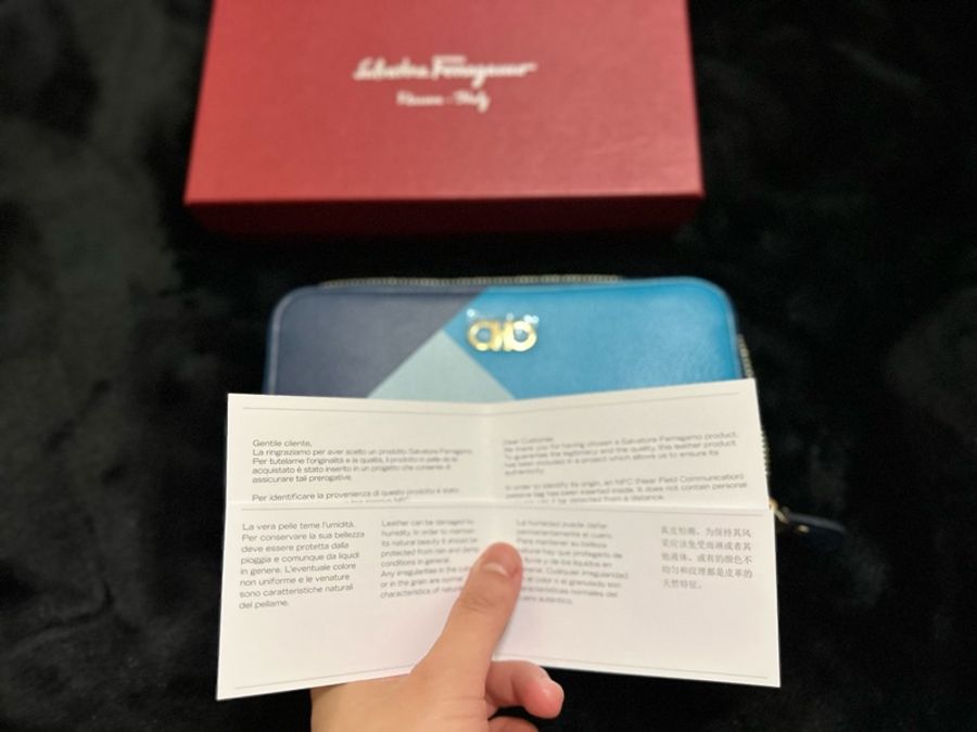 Salvatore Ferragamo 深淺藍拼接 8卡 長假-14