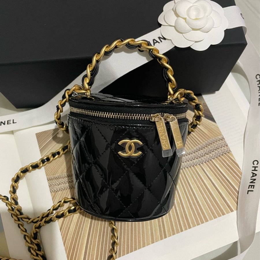 Chanel 鏈條化妝包-0