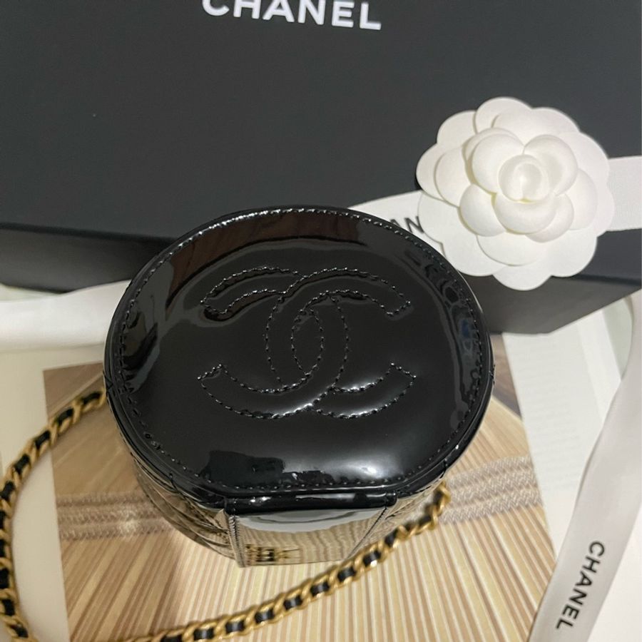 Chanel 鏈條化妝包-8