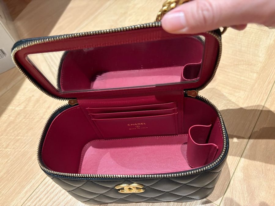 香奈兒CHANEL 23S山茶花長盒子包👛少用閒置包包👜保存防潮箱-8