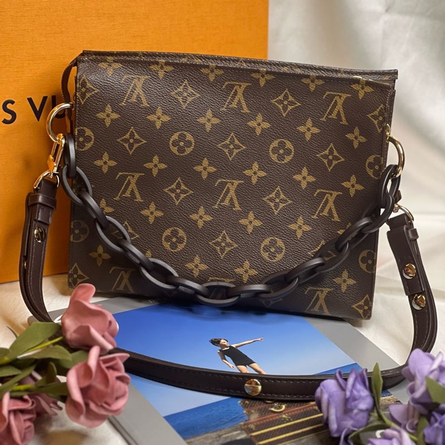 (保留中)Louis Vuitton 化妝包 洗漱包 盥洗包 26cm《已改造可斜背》-1