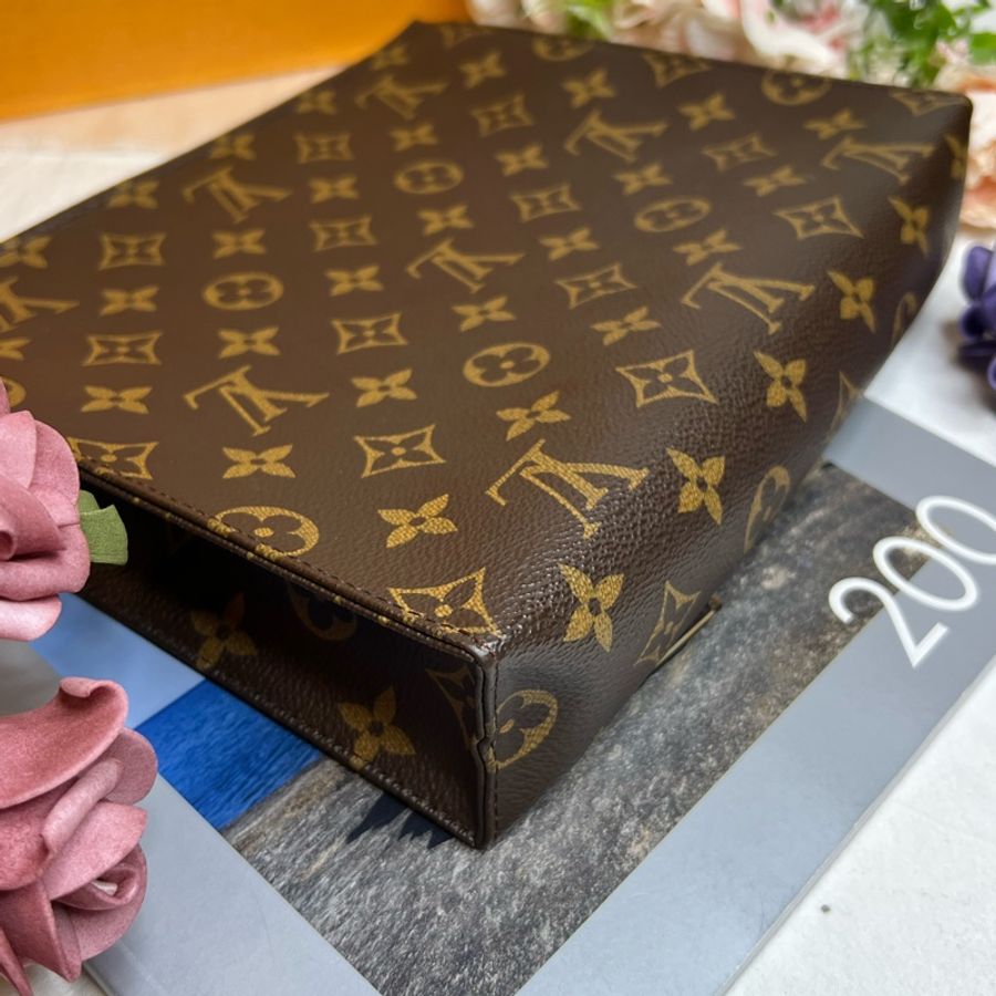 (保留中)Louis Vuitton 化妝包 洗漱包 盥洗包 26cm《已改造可斜背》-15