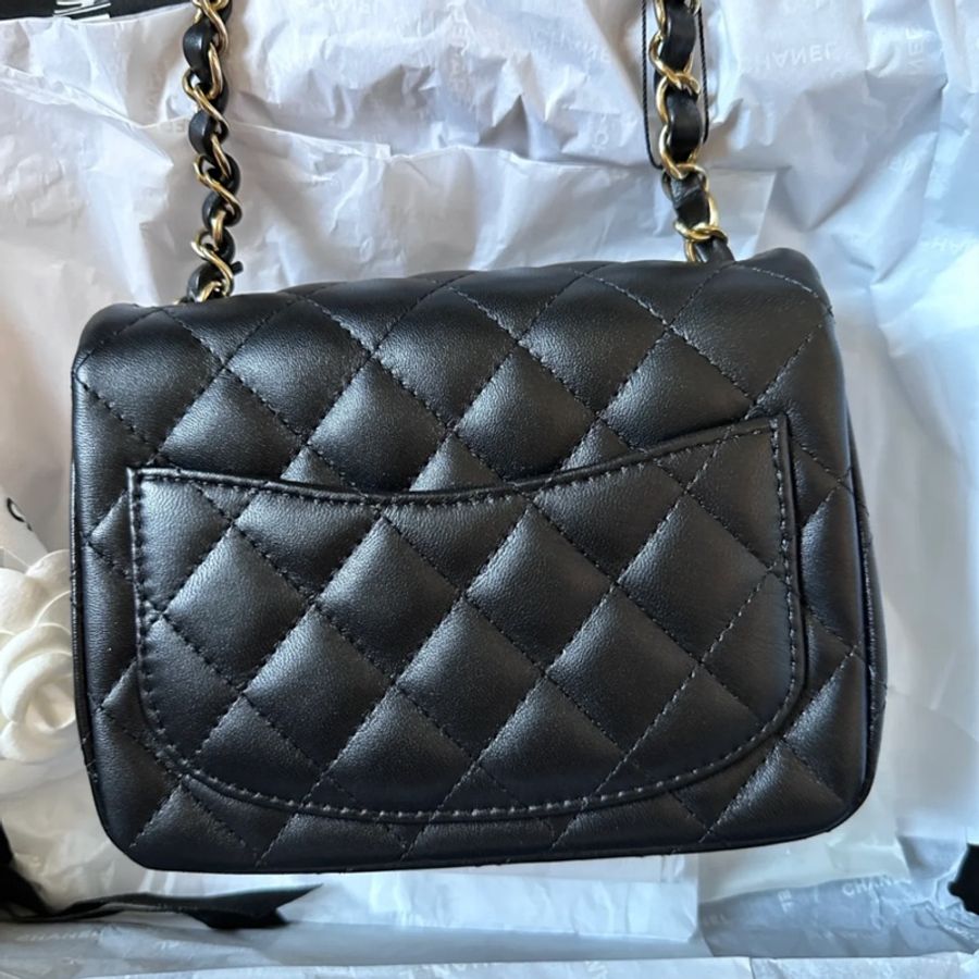 暫無現貨 Chanel Classic Flap 17cm 黑金方胖子-8