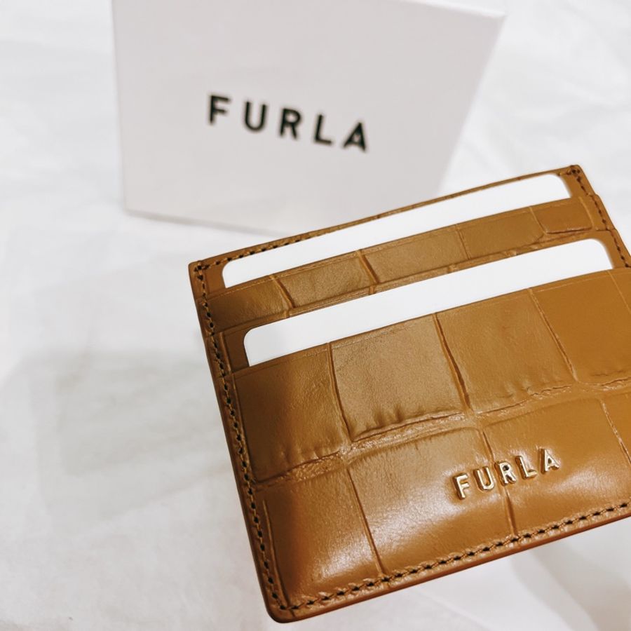 furla 焦糖色鱷魚紋牛皮卡夾-1