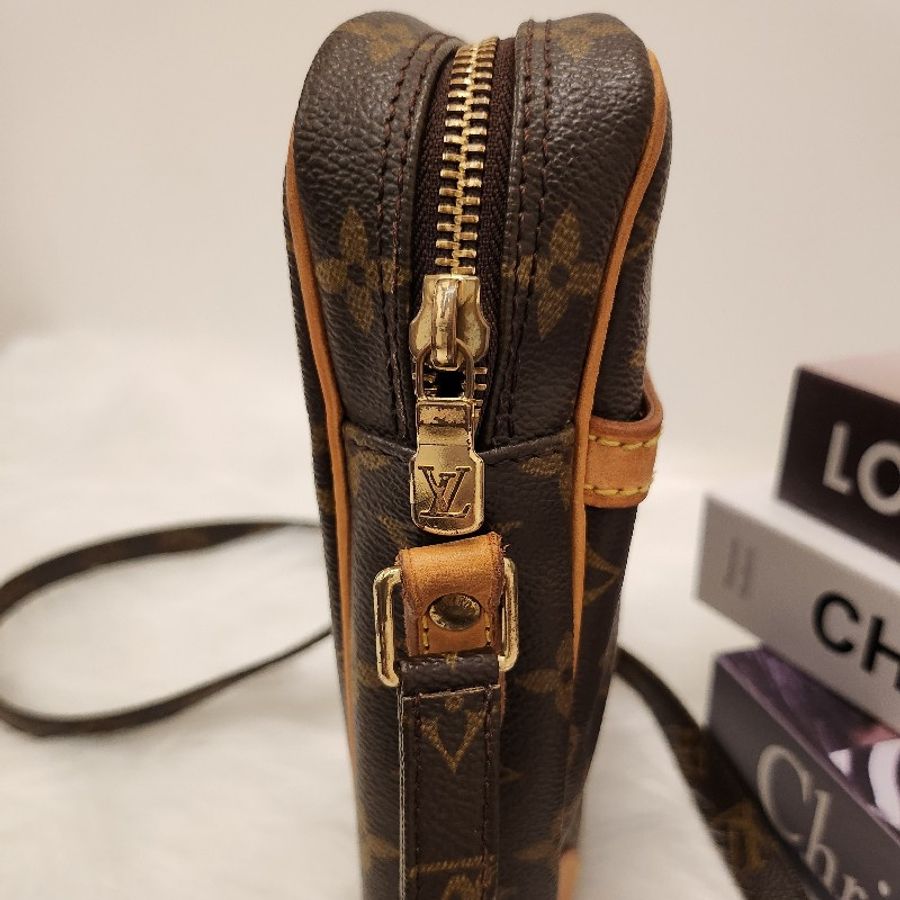 🎀👜MD 曼蒂二手精品👜🎀 LV老花經典相機包 單層記者包 相機包
肩背包-10