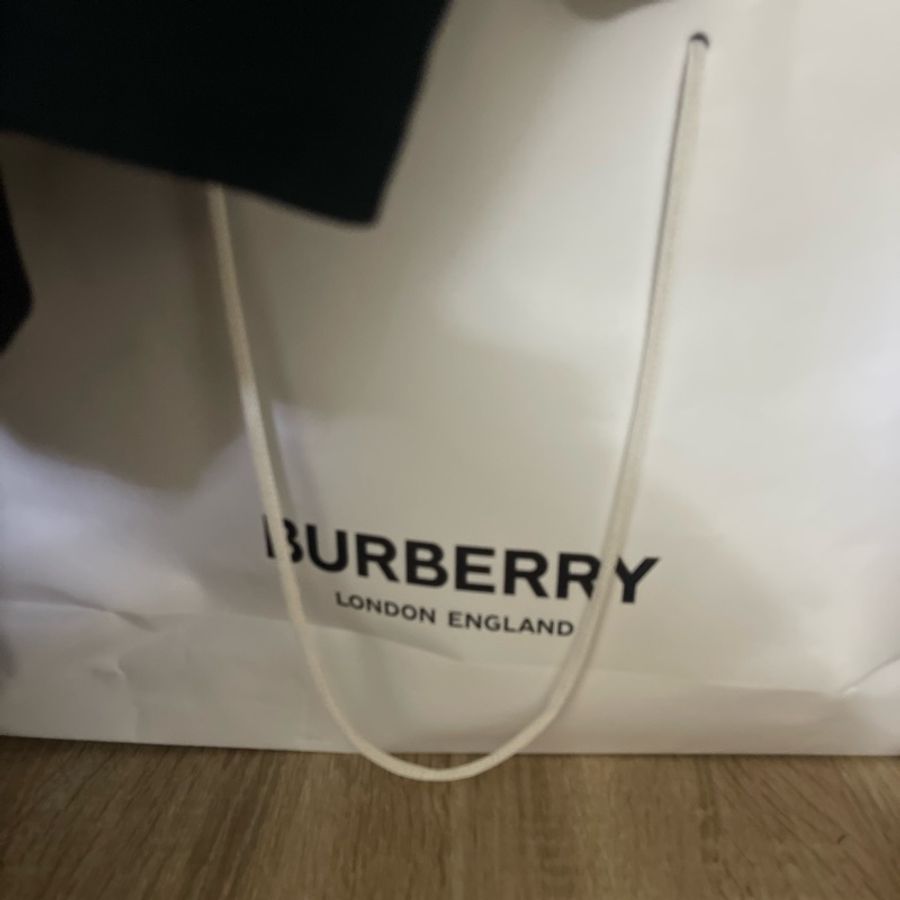 Burberry 經典 新款字母logo 黑色 男生 長袖大學t-8