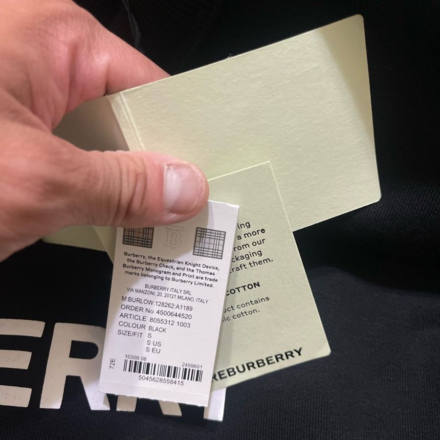 Burberry 經典 新款字母logo 黑色 男生 長袖大學t-9
