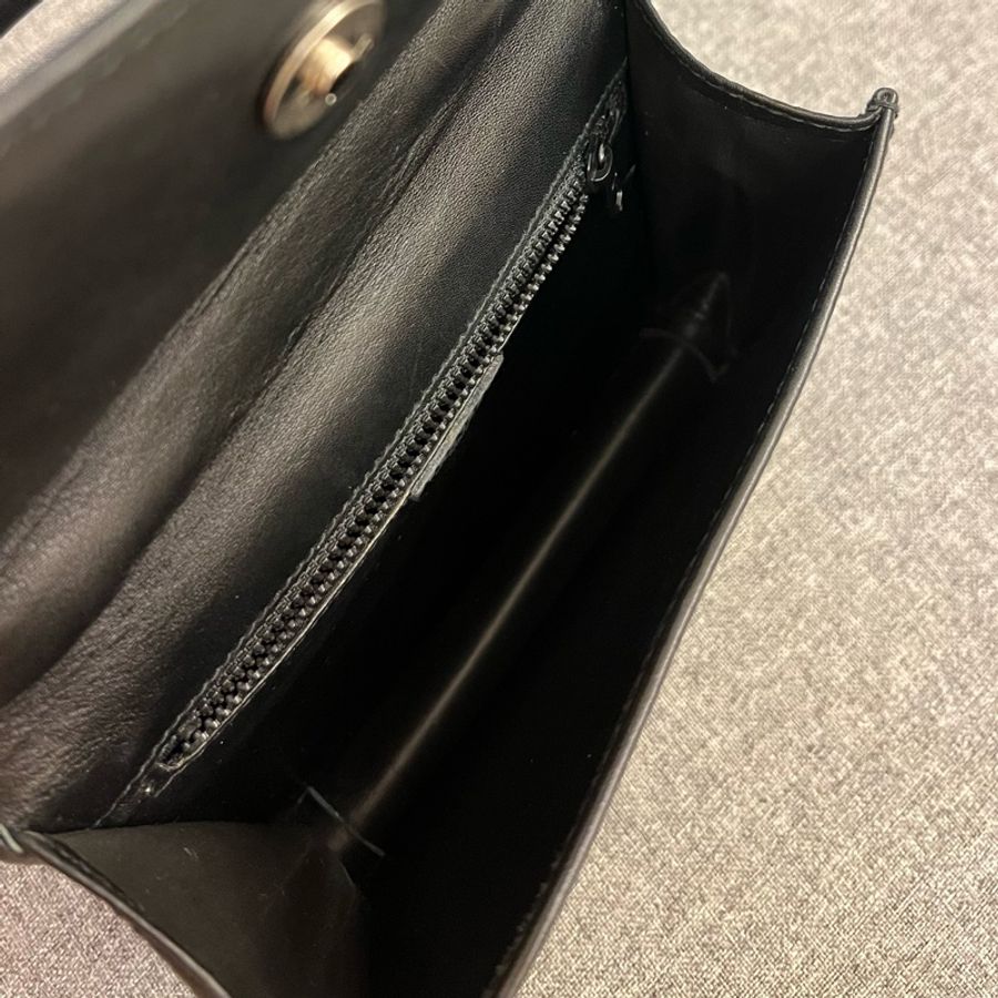 Celine 黑色 磁扣式 小號手提包-2