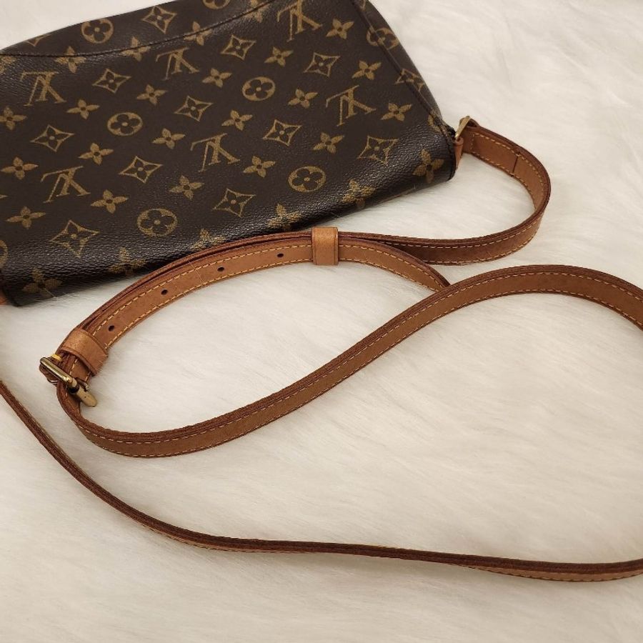 🎀👜MD 曼蒂二手精品👜🎀 LV老花經典橫版長肩帶王菲包 斜背包 Musette Tango-2